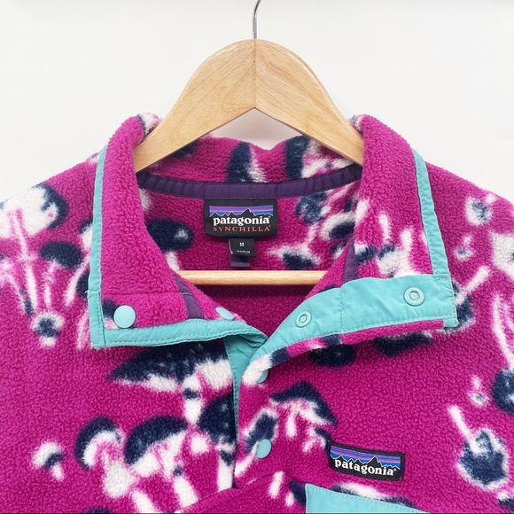 Patagonia Synchilla Snap Fleece Pullover in Mushroom Forest Fall Print - Picture 4 of 8